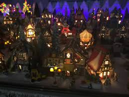 Christmas Village Display Platform Huge 4x8' With Train ...