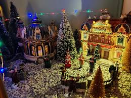 Mon petit village RSiRo ነ.ን OPERAHOUSE OPERA ND HOUSE ...