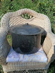 Antique Lion mantle clock really cool gears inside don't know what year this is from I assume 1800s to early 1900s has a lion with a ring in his mouth on each