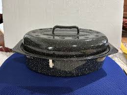 Roasting Pan With Lid. Speckled Black Enamel. 3 Quarts. | eBay