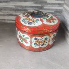 Vintage Grey Dunn Round Floral Tin, Beautiful Red Tin With ...