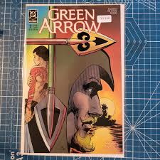 GREEN ARROW #11 VOL. 2 8.0+ DC COMIC BOOK DD-136 | eBay