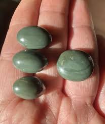 Beautiful Natural Nephrite Green Jade Oval Cabochon Gemstone ...