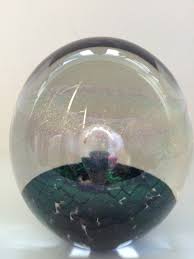 Robert Eickholt Paperweight Art Glass IRIDESCENT "VEIL" EGG ...