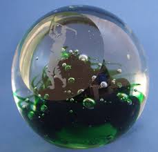 Paperweight Glass Golfer Design Green & Clear Etched Golfer ...