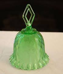 Vintage Fenton Threaded Diamond-optic With Diamond Handle Bell, Springtime Green 8465 GT - Etsy Australia