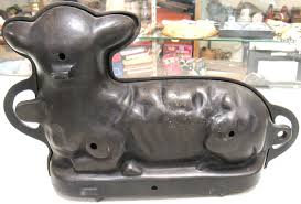 Sold at Auction: Griswold Cast Iron Lamb Cake Mold # 866, EC
