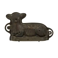 Antique Cast Iron Lamb Baking Mold | Grandview Mercantile