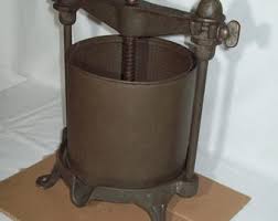 Griswold Antique Fruit /lard Press ~ Hand Crank Fruit Press ...