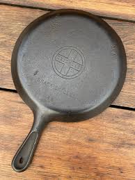 Griswold Cast Iron #42 Snack Skillet | eBay