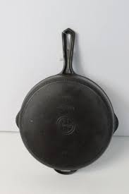 Sold at Auction: GRISWOLD NO. 8 SKILLET