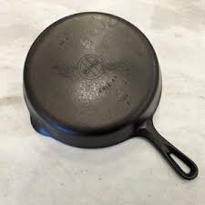 Vintage Griswold 8 SBL Cast Iron Skillet 704 Late Handle ...