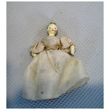 Outstanding Early 1820s Wood Tuck Comb Grodnertal Doll House ...