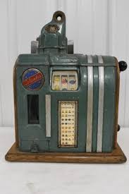 Sold at Auction: Vintage Columbia 10¢ 3-Reel Slot Machine