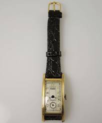 Stylish 7 Jewel CURVEX Wrist Watch C1950 - Etsy