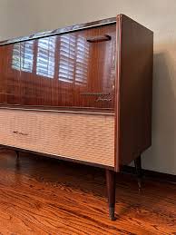 GRUNDIG SO222 - Tube Stereo Console - Parts/Restoration - MCM Circa 1961-62 (PENDING SALE) for Sale in Long Beach, CA - OfferUp