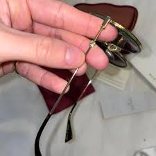 AUTHENTIC GUCCI 3 STRIPES SUNGLASSES wore a... | Depop