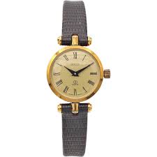 Vintage Gucci Sherry Line Quartz Women's Watch. For Sale at Ruby Lane