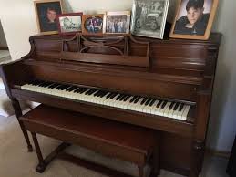 Story and Clark Spinnet Piano.. | Beautiful Cherry Wood ...
