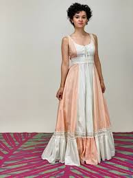 Gunne Sax Vintage 1970s Peach Pink and White Gingham Dress Maxi Gown With White Lace & Crochet Marked Size 11 Renaissance Boho Peasant - Etsy