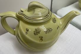 Hall Teapot 0799 Yellow & Gold Oak Leaves &Acorns, Hooked Lid, Vintage 1940's | eBay Australia