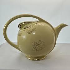 HALL Yellow Airflow Floral Pottery Teapot Gold Trim 6-cup Vtg Collectible USA - Etsy UK