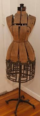 Lot - Vintage Hall-Borchert dress form, New York, Empress size 1