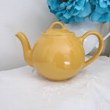 1940s Liptons Teapot Mustard Yellow 30 Ounces Farmhouse ...