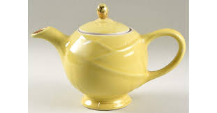 Teapots By Hall (Non-Pattern) Moderne Teapot & Lid by Hall ...