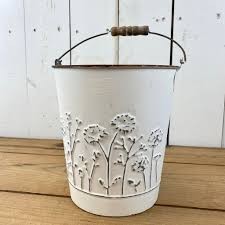 Wildflower Embossed Bucket – Prairie in Bloom