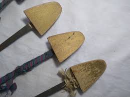 Antique 1920/1930s Era Women's Wood & Metal Band Shoe Stretchers 10" Lot of 4 | eBay