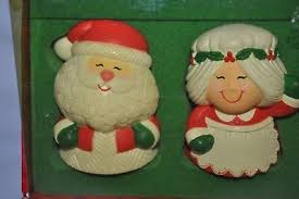 VINTAGE HALLMARK 2 3/4" tall MRS & MR SANTA CLAUS SALT ...