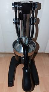 Professional Citrus Juicer - Manual Citrus Press and Orange ...