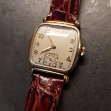 1940s Vintage Deco Hamilton 14K Gold filled Watch -... | Depop