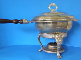 VINTAGE ROUND ORNATE METAL CHAFING DISH & STAND WITH STERNO BURNER FOOD WARMER | eBay