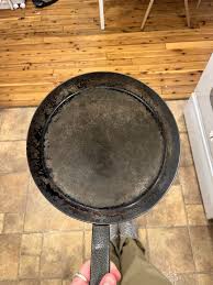 Why does my pan look more seasoned on the outside than on ...