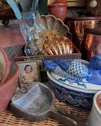 ᴠɪɴᴛᴀɢᴇ & ᴀɴᴛɪǫᴜᴇ ᴛʜʀɪғᴛᴇᴅ ʜᴏᴍᴇ ᴅᴇᴄᴏʀ | ✨ Thought I'd share some still life's too ✨ Just send me a message if you see something you can't live without! SOLD || copper