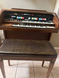 Hammond animations by Leslie piano