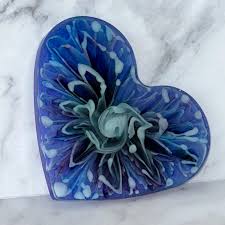 Resin Bloom Heart Wall / Table Decor - Etsy