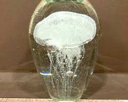 Vintage Clear Jellyfish and Bubbles Art Glass Paperweight ...