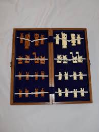 Vintage Hand Carved Chess Set Bone or Resin Chess Game Consisting of 32 Pieces Hong Kong 1950s Wooden Folding Case Game Box Chess Set - Etsy