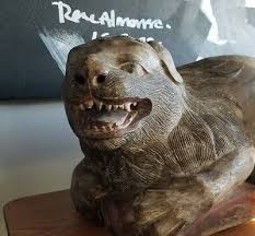 STUNNING VINTAGE HAND CARVED WOOD LION POSSIBLY CONTINENTAL ...