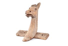 Lot - CARVED WOODEN HORSE HEAD TRADE SIGN