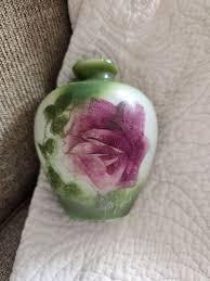 ANTIQUE VICTORIAN HAND PAINTED ROSES WHITE MILK GLASS VASE 5 ...