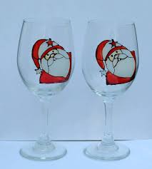 Amazon.com: Santa Claus Holiday Hand Painted Stemmed Wine Glasses Set of 2 : Home & Kitchen