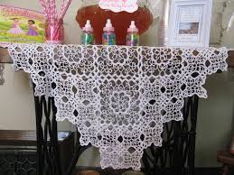 Tatted Lace Tablecloth Rose & Clover Celtic Cross Edge ...