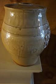 Rare Georgian Ceramic Gin Barrel Tap Flask with Royal Coat of Arms Knights Lions at 1stDibs | old knights flask, georgian knights ww1, old knight's flask