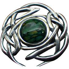 Made In Scotland, Heathergems Brooch, Centerpiece is ...