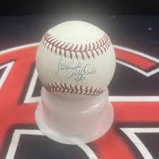 Bernie Williams Autographed New York Yankees Signed OMLB MLB ...