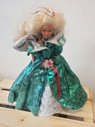 Vintage 1995 Happy Holiday Barbie: Green Holly Dress ...
